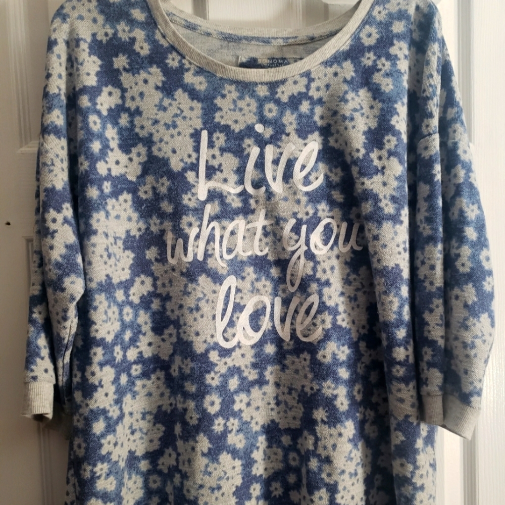 Woman's Sweatshirt